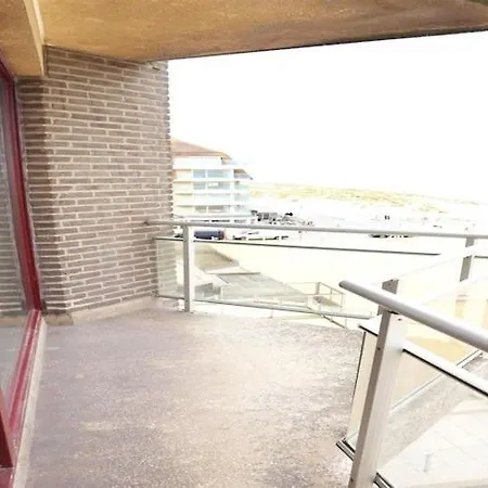 In Near The Beach, Cleaning Included Apartment Nieuwpoort