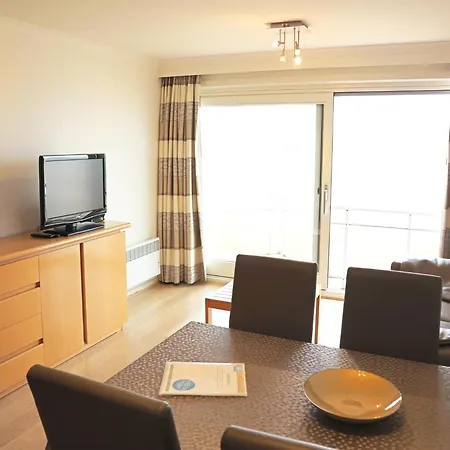 In Near The Beach, Cleaning Included Apartment *